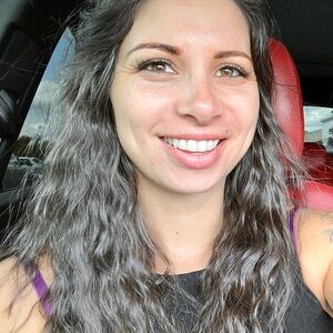 Meet your Posher, Shawna